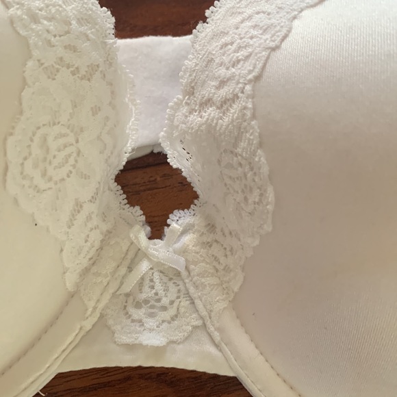 Maidenform Comfort Devotion Full Coverage Bra 36C WHITE - Picture 2 of 9
